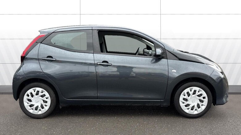 Toyota Aygo 1.0 VVT-i X-Play 5dr Petrol Hatchback